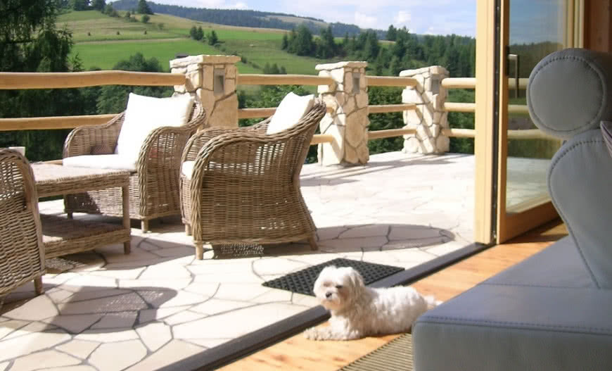 Źródło ciepła dla celów grzewczych w ciepłym domu