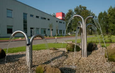 Pokochaj wodę z kranu. Ekologiczna akcja Oras