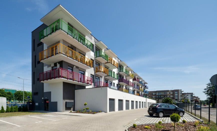 Wymiana okien i drzwi w bloku z dofinansowaniem