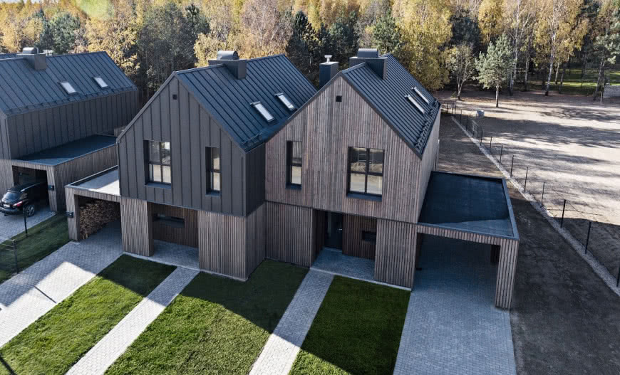 Jak montować blachę trapezową na elewacji budynku?