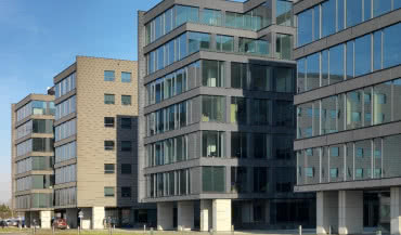 Szkło na elewacjach biurowców