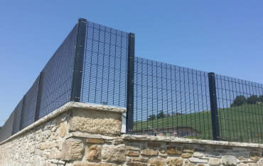 Panele Securifor zabezpieczają odnowiony budynek we Włoszech