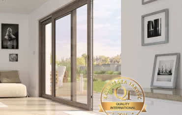 KRISPOL z nagrodą "Najwyższa Jakość" za drzwi przesuwne HST85