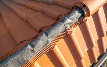 Akcesoria do wentylacji pokrycia dachowego