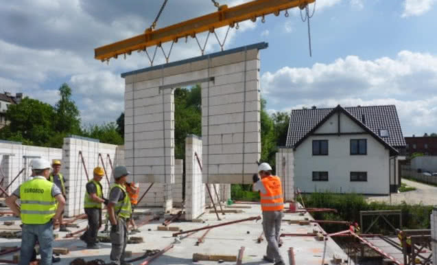 Parkowe Zacisze w Zabrzu – ekspresowa budowa dzięki prefabrykacji ścian z bloków Silka