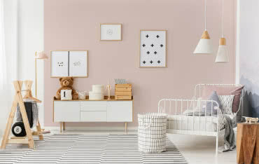Jak wykreować pokój księżniczki dla małej dziewczynki?