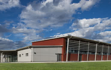 Elewacja wentylowana bez mostków termicznych z kotwami Schöck Isolink TA-S