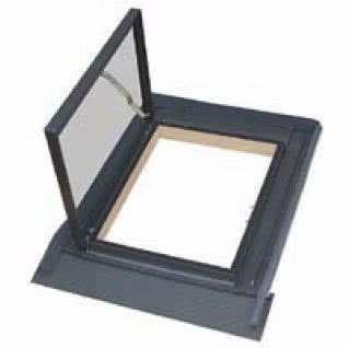 Wyłazy dachowe VERSA