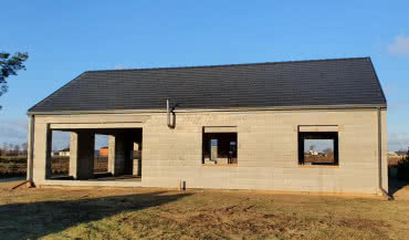 Stan surowy otwarty – ile kosztuje? Jak uniknąć błędów?