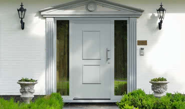 Nowe wzory i okucia drzwi zewnętrznych od Hörmann