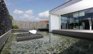 Włoska willa chroniona przez panele Zenturo