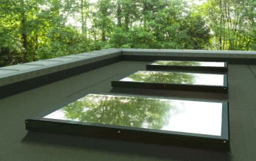 Montaż okna na dachu płaskim. Krok po kroku