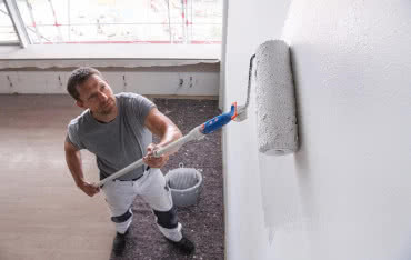 Akrylowa czy emulsyjna? Kończymy spór o najlepszą białą farbę