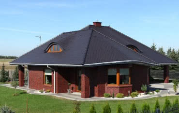 Karpiówka - ponadczasowa estetyka i trwałość ceramicznej dachówki