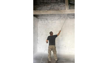 Jak i czym bielić oborę?