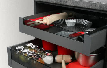 Jakie prowadnice wybrać do szuflad?