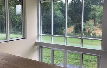 Zalety technologii wielkoformatowych przeszkleń okiennych