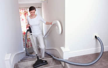 Odkurzacze tradycyjne i centralne. O czym należy pamiętać?