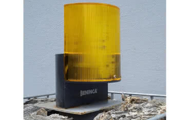 Oświetlenie bramy wjazdowej - jakie wybrać i dlaczego?