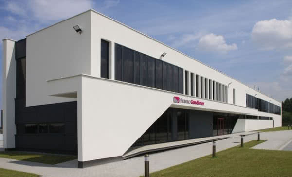 Franc Gardiner rozbudował swoją siedzibę