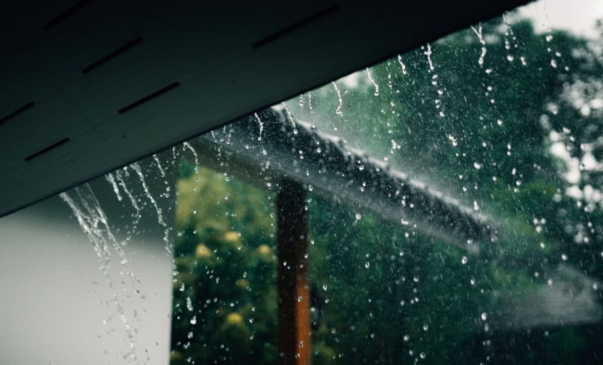 Szczelny dach to system, nie tylko blachodachówka. Sprawdź, co decyduje