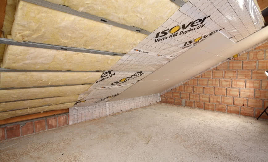 Ekspert radzi - jak prawidłowo ocieplić dach