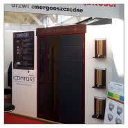 Drzwi zewnętrzne NUUK z zamkiem biometrycznym