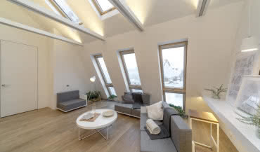 Okno o podwyższonej osi obrotu z naświetlem dolnym FDY-V Duet proSky