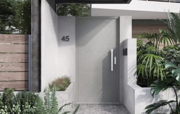 Czy konieczny jest dodatkowy zamek w drzwiach? 