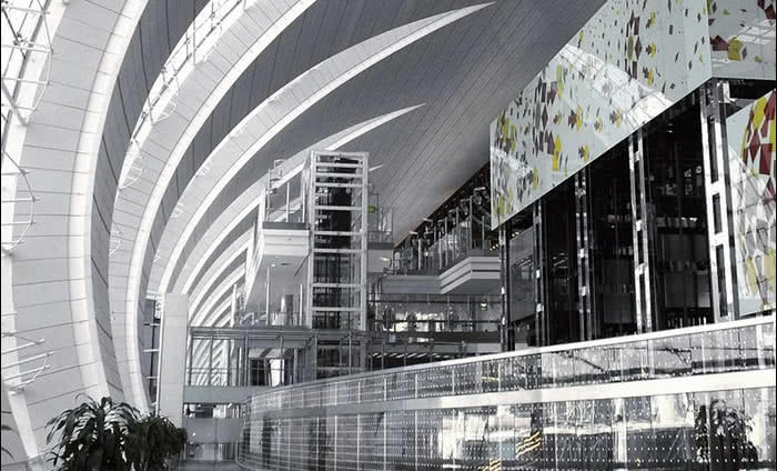 Wirtualna pracownia "Armstrong Atelier"