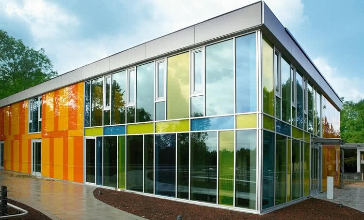 Nowa jakość szklanej elewacji - system StoVentec Glass