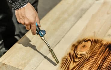 Palniki dekarskie od Högert Technik – do rozmrażania, lutowania i łączenia papy