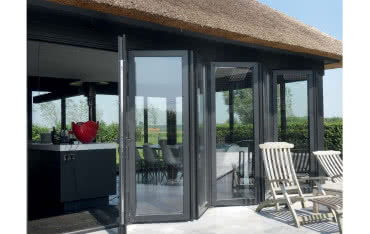 Panorama: otwórz się na nowe możliwości z systemem drzwi harmonijkowych