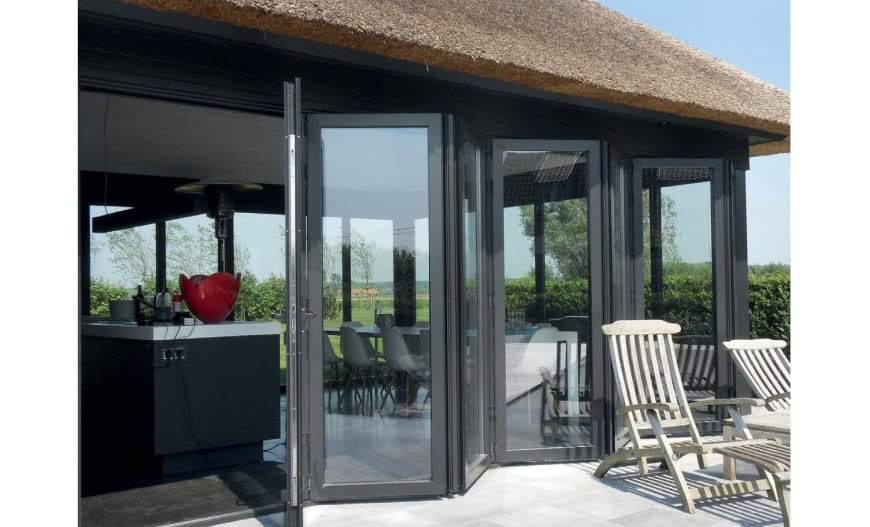 Panorama: otwórz się na nowe możliwości z systemem drzwi harmonijkowych