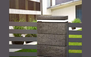 Lampy LED BLOCK – idealne do ogrodzeń ROMA marki Joniec