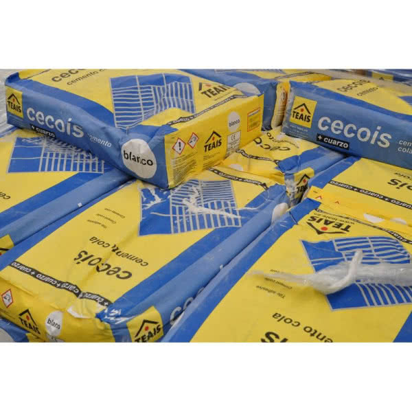 Klej do ceramiki i marmuru CECOIS marki TEAIS