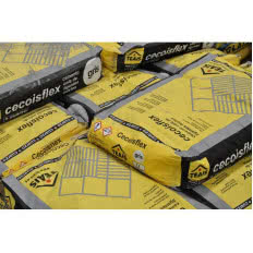 Klej do marmuru, granitu i ceramiki Cecoisflex marki TEAIS