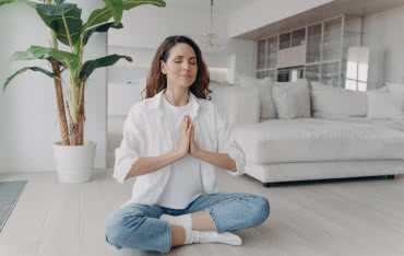 Akustyka wnętrz: jak stworzyć komfortowe i ciche pomieszczenie?