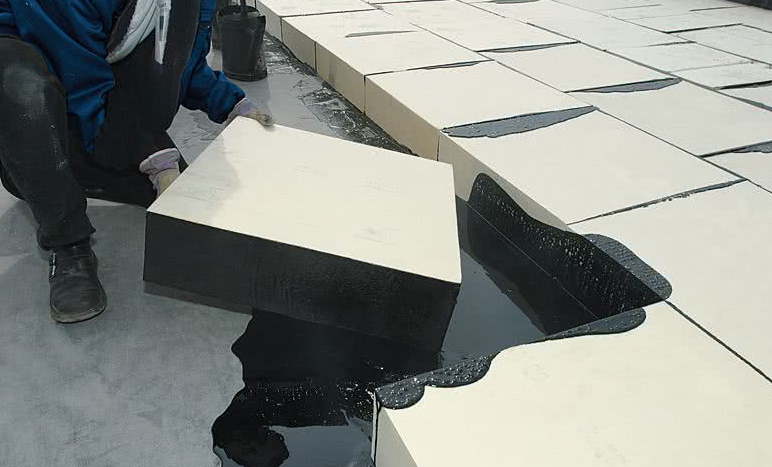 PIR Kompaktdach w ofercie Bauder