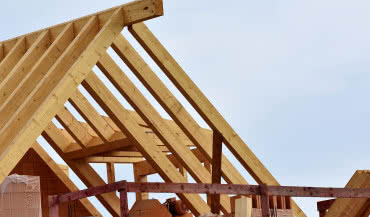 Więźba dachowa - tradycyjna czy prefabrykowana?