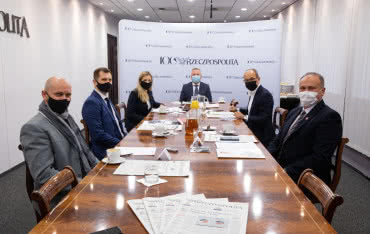 Ministerstwo Rozwoju Pracy i Technologii przychyla się do postulatu firm z branży stolarki