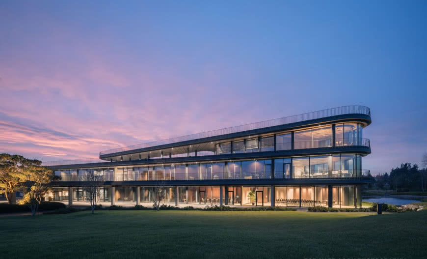 Rozwiązania Aluprof wykorzystane w siedzibie firmy Press Glass 