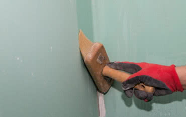 Gruntowanie ścian przed gładzią. Jak przygotować ścianę?
