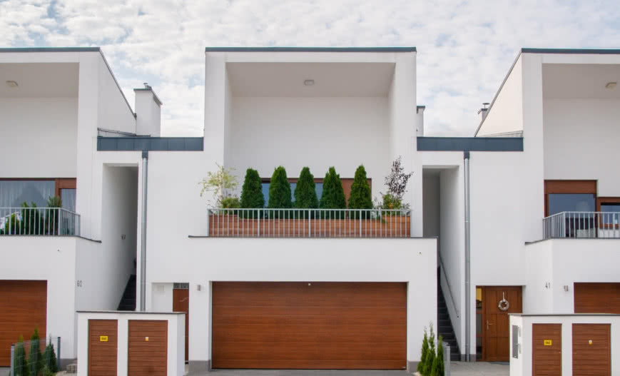 Kolor bramy garażowej - jaki wybrać?