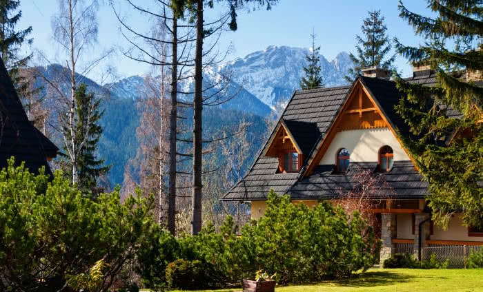 Dom w górach czy nad morzem?