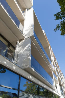 Paragon Apartments w Berlinie - balkony z łącznikami Schöck Isokorb