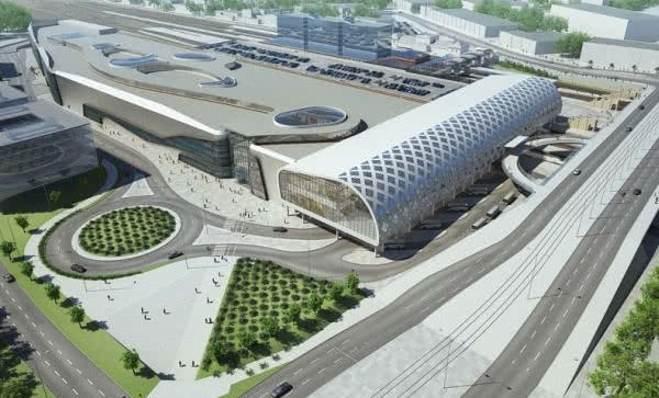 Trwa budowa dachu nowego dworca Poznań Główny
