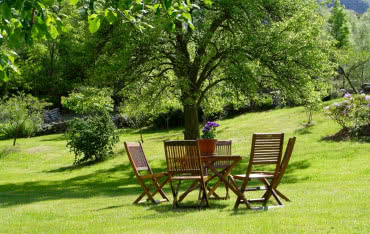 Produkty marki Jedynka do renowacji drewna po zimie