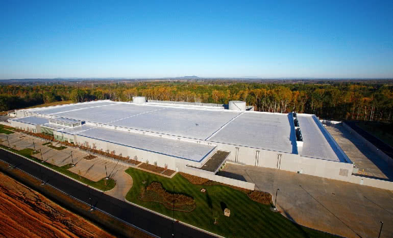 Apple wykorzysta energię słoneczną do zasilania serwerowni