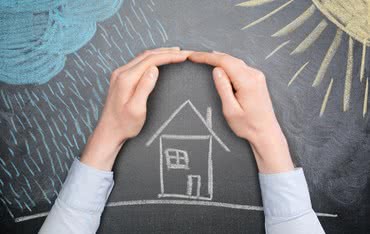 Jak wybrać dach odporny na silne wiatry i burze?